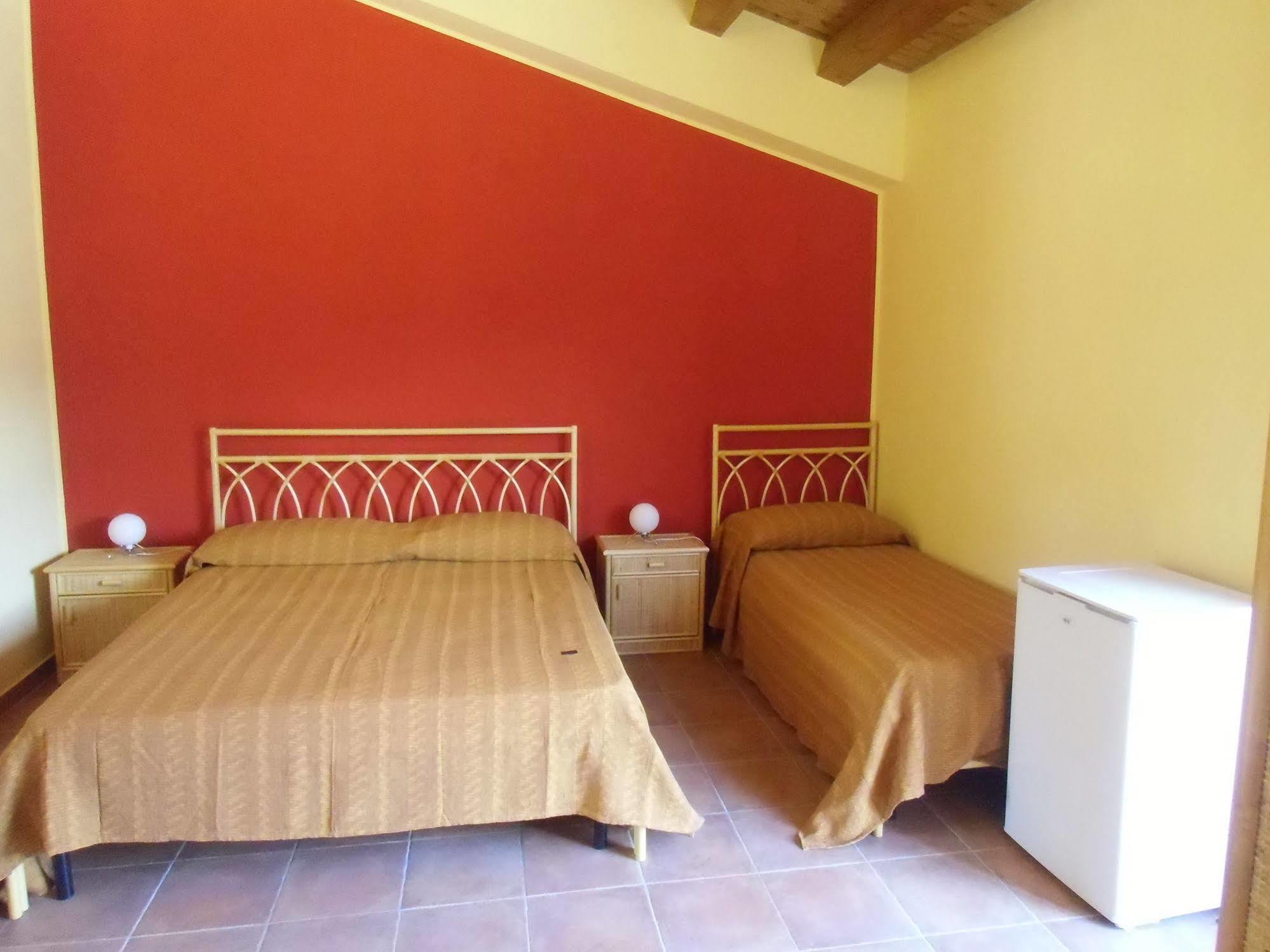 Vila Stella Di Sicilia San Fratello Exteriér fotografie
